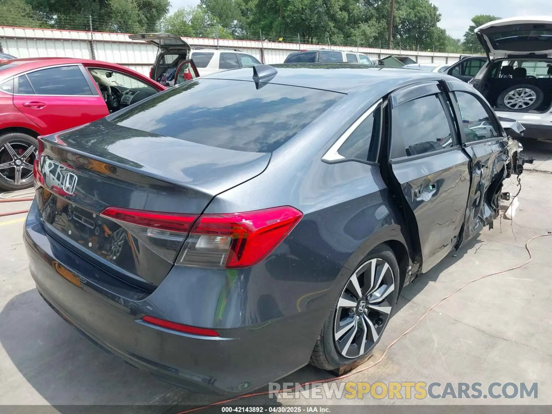 4 Фотография поврежденного автомобиля 2HGFE1F76NH319493 HONDA CIVIC 2022