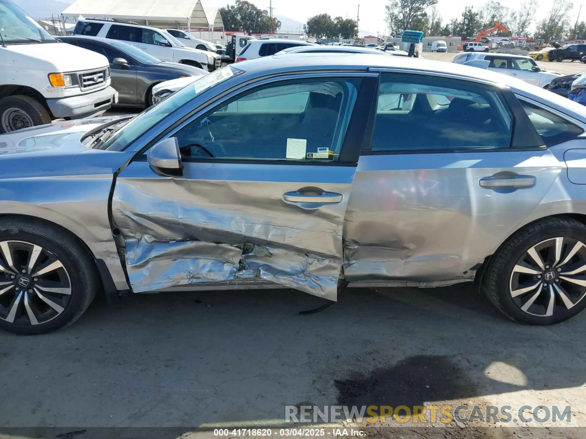 14 Photograph of a damaged car 2HGFE1F79NH327295 HONDA CIVIC 2022