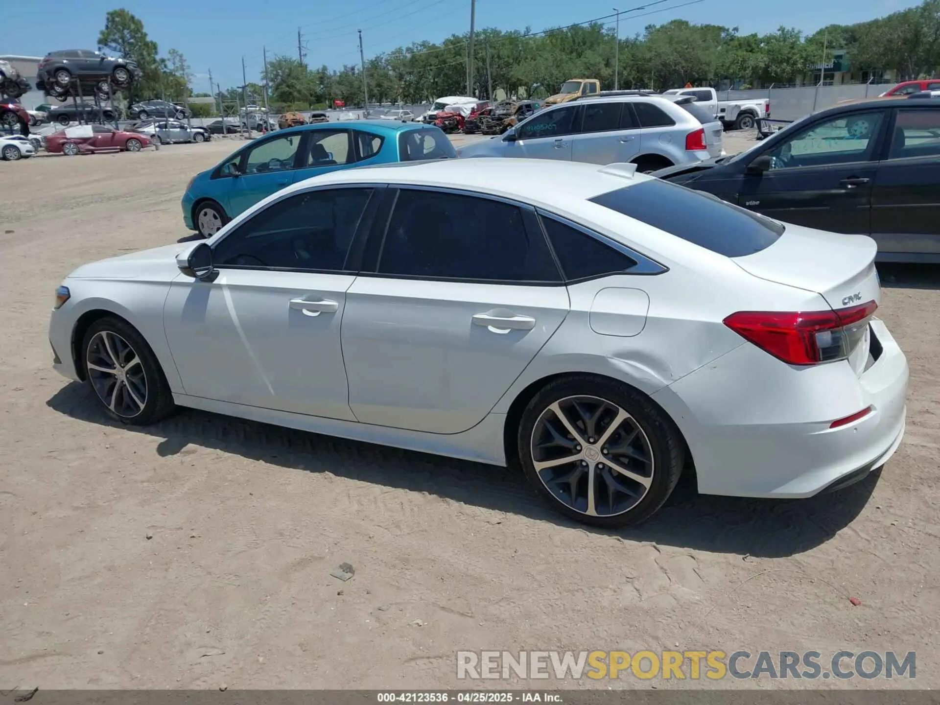 14 Photograph of a damaged car 2HGFE1F93NH316133 HONDA CIVIC 2022