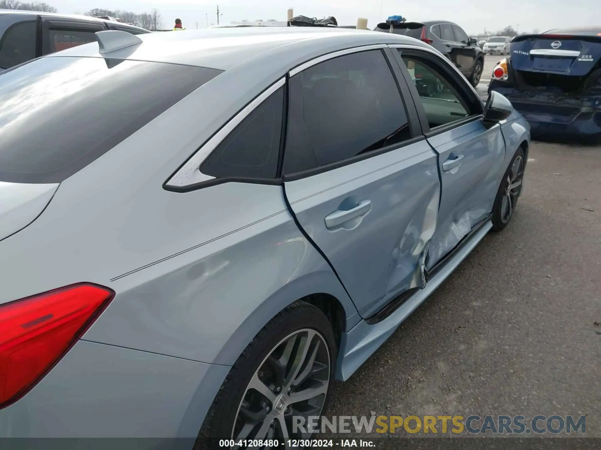 17 Photograph of a damaged car 2HGFE1F99NH306559 HONDA CIVIC 2022