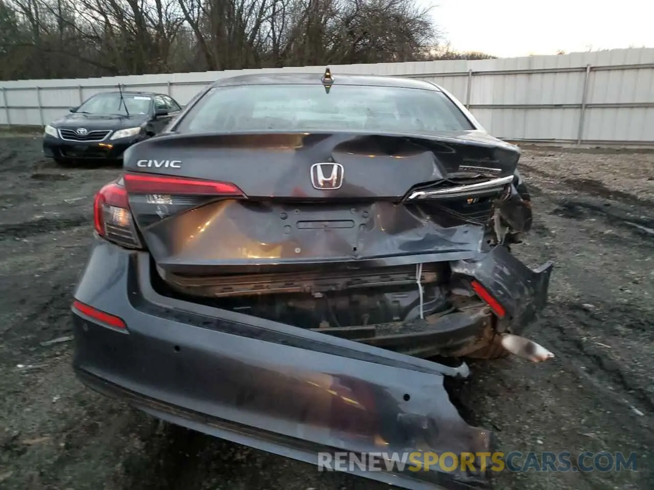 6 Photograph of a damaged car 2HGFE1F9XNH311432 HONDA CIVIC 2022