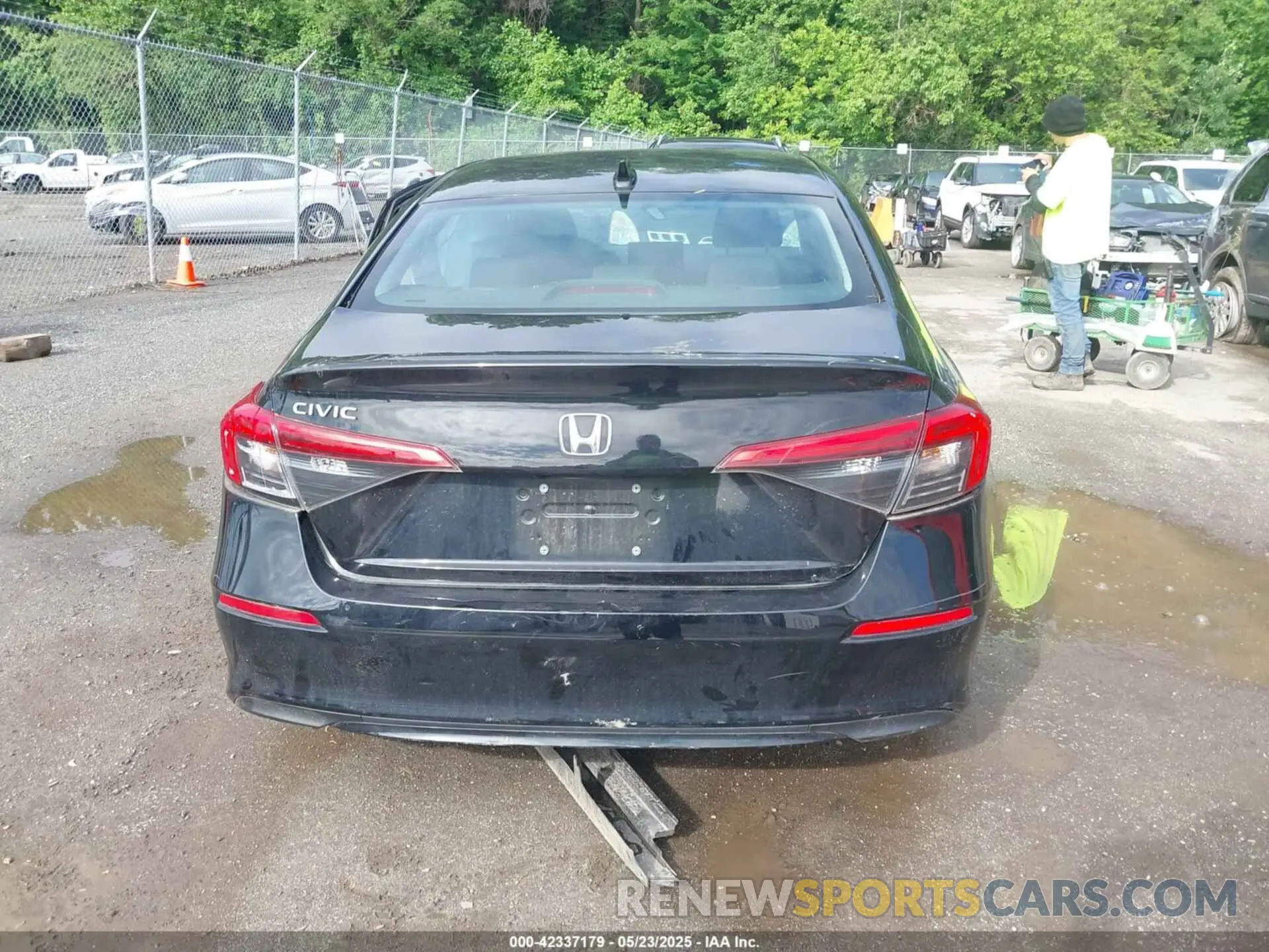 16 Photograph of a damaged car 2HGFE2F21NH512757 HONDA CIVIC 2022