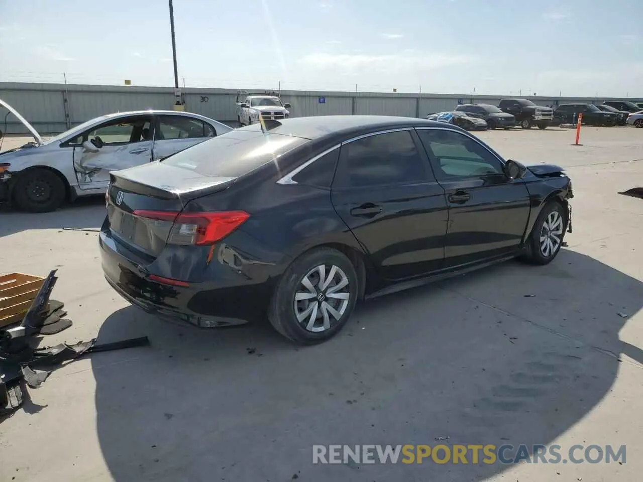 3 Фотография поврежденного автомобиля 2HGFE2F22NH528577 HONDA CIVIC 2022
