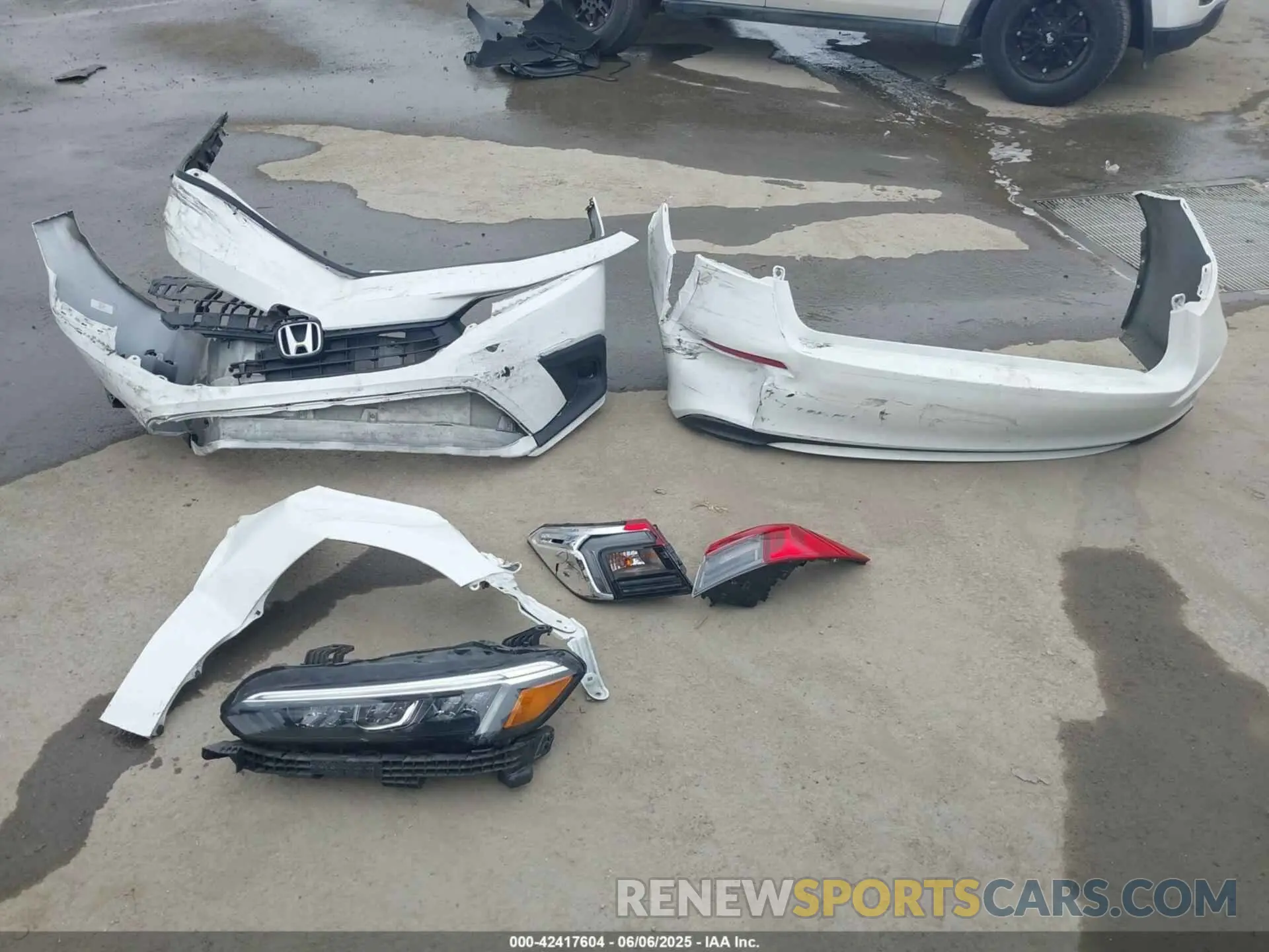 12 Photograph of a damaged car 2HGFE2F23NH522576 HONDA CIVIC 2022