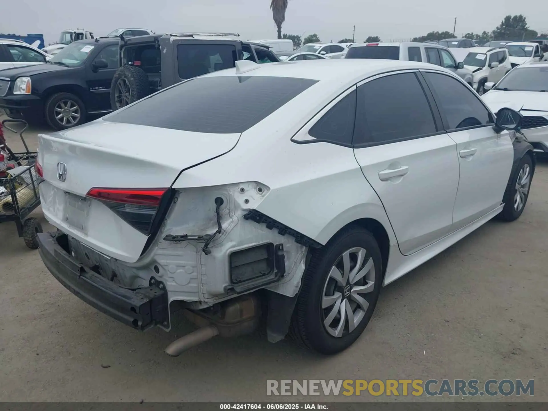 4 Photograph of a damaged car 2HGFE2F23NH522576 HONDA CIVIC 2022