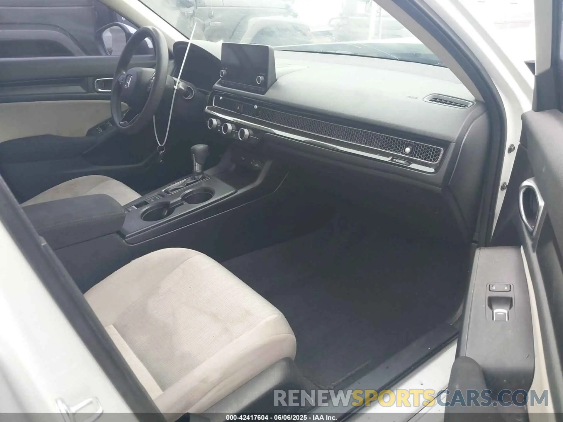 5 Photograph of a damaged car 2HGFE2F23NH522576 HONDA CIVIC 2022