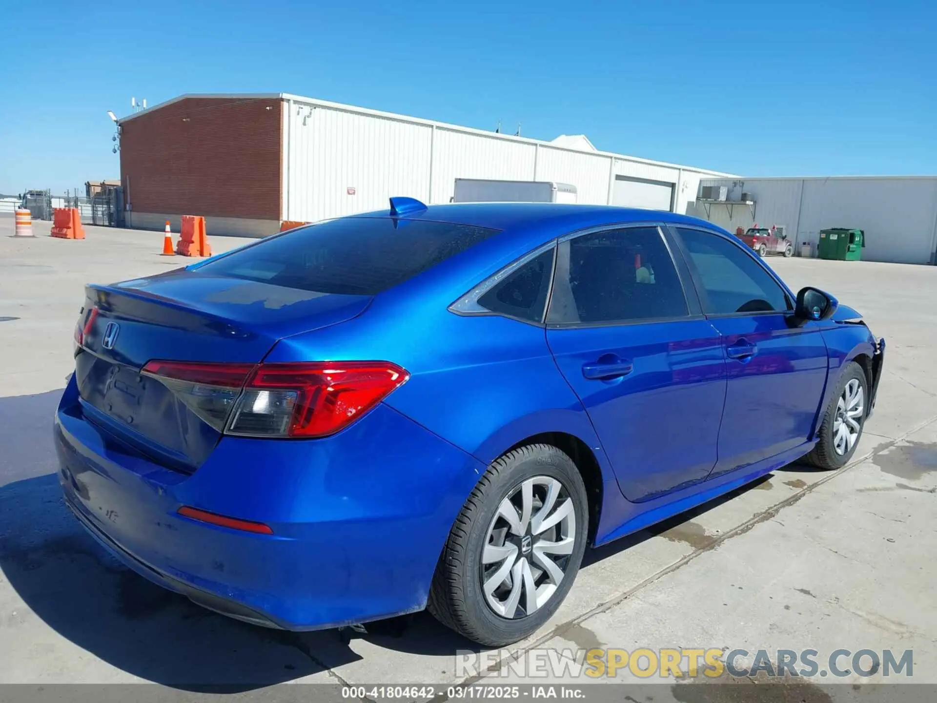4 Фотография поврежденного автомобиля 2HGFE2F24NH510498 HONDA CIVIC 2022