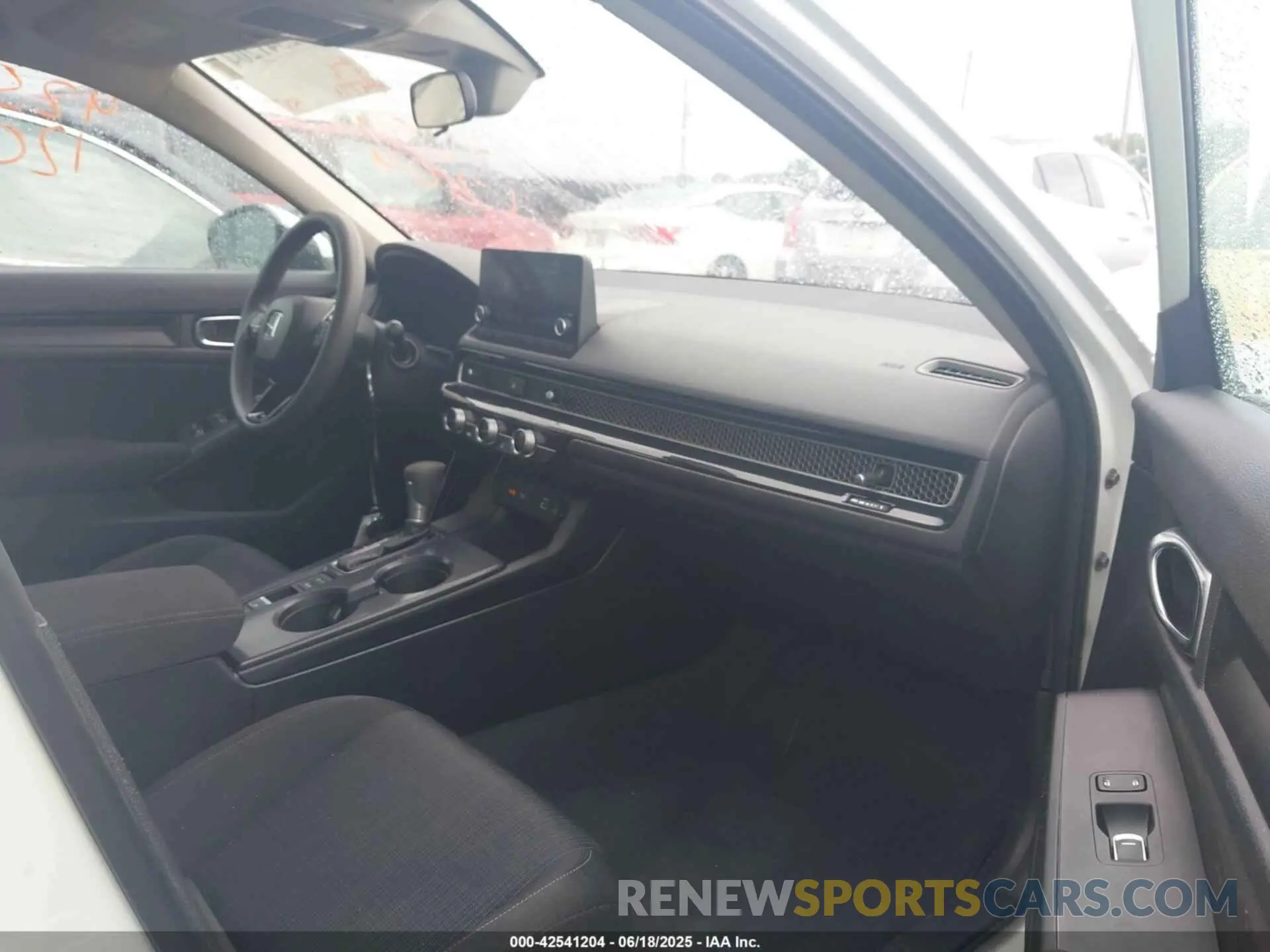 5 Photograph of a damaged car 2HGFE2F26NH532535 HONDA CIVIC 2022