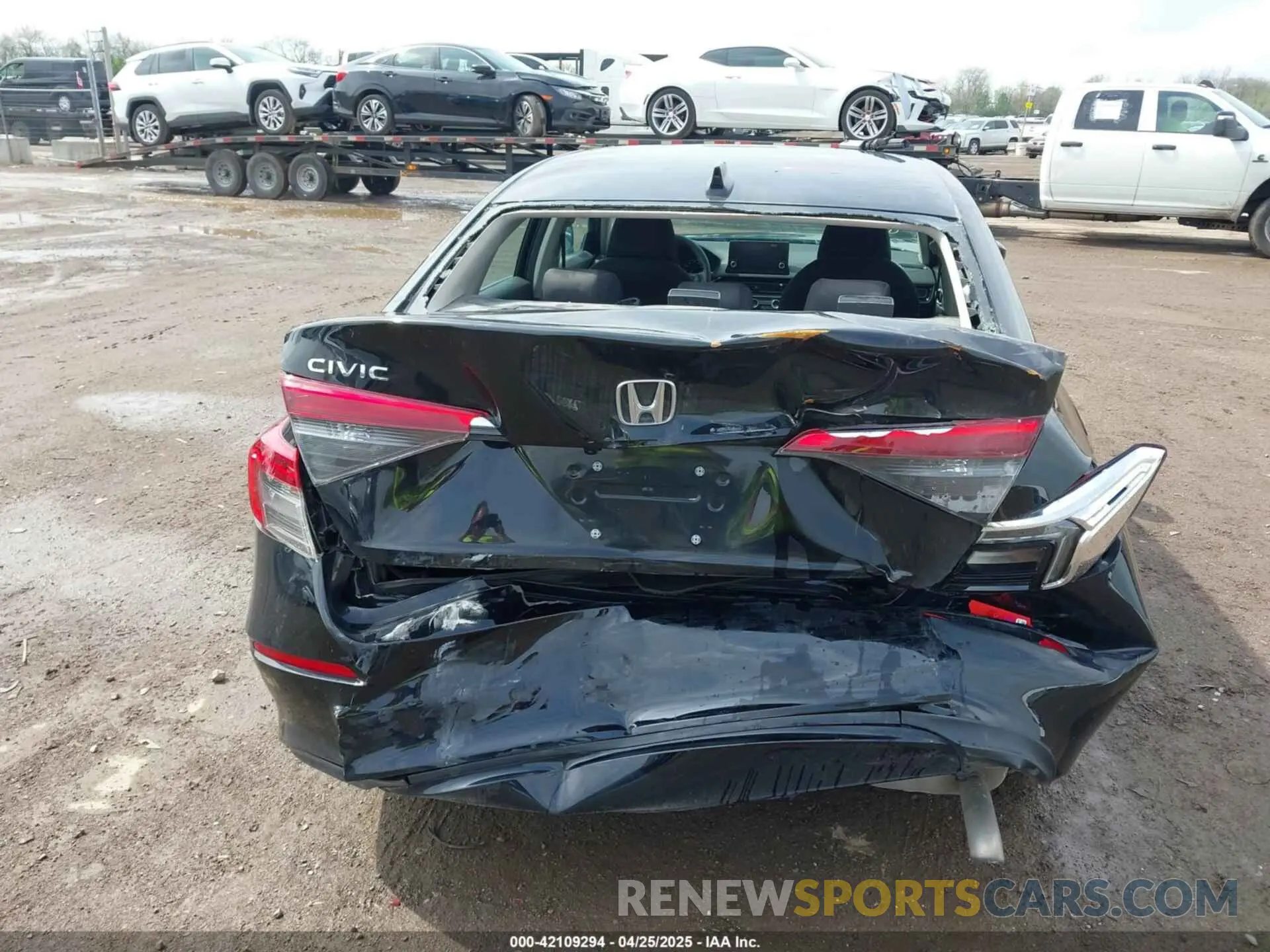 17 Photograph of a damaged car 2HGFE2F26NH564045 HONDA CIVIC 2022