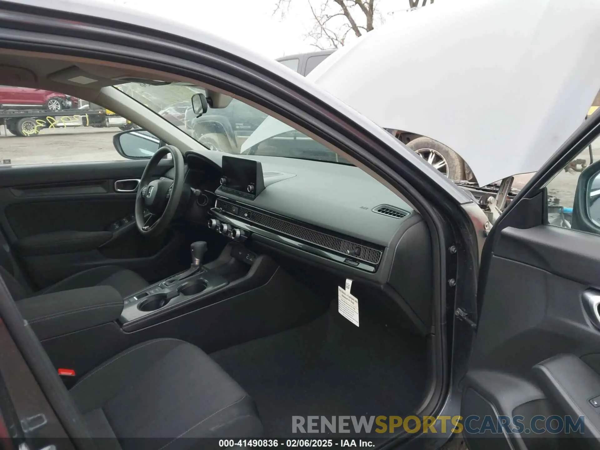 5 Photograph of a damaged car 2HGFE2F28NH589979 HONDA CIVIC 2022