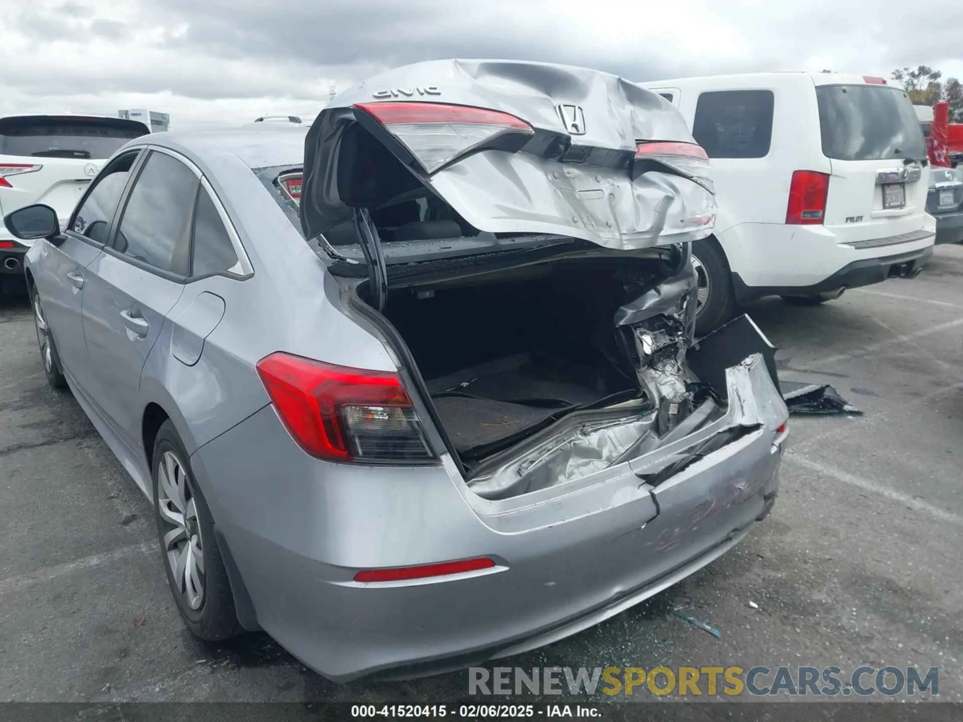 17 Photograph of a damaged car 2HGFE2F29NH522470 HONDA CIVIC 2022