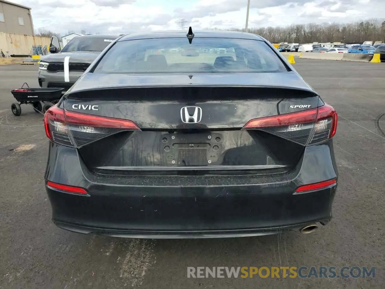 6 Photograph of a damaged car 2HGFE2F51NH596900 HONDA CIVIC 2022