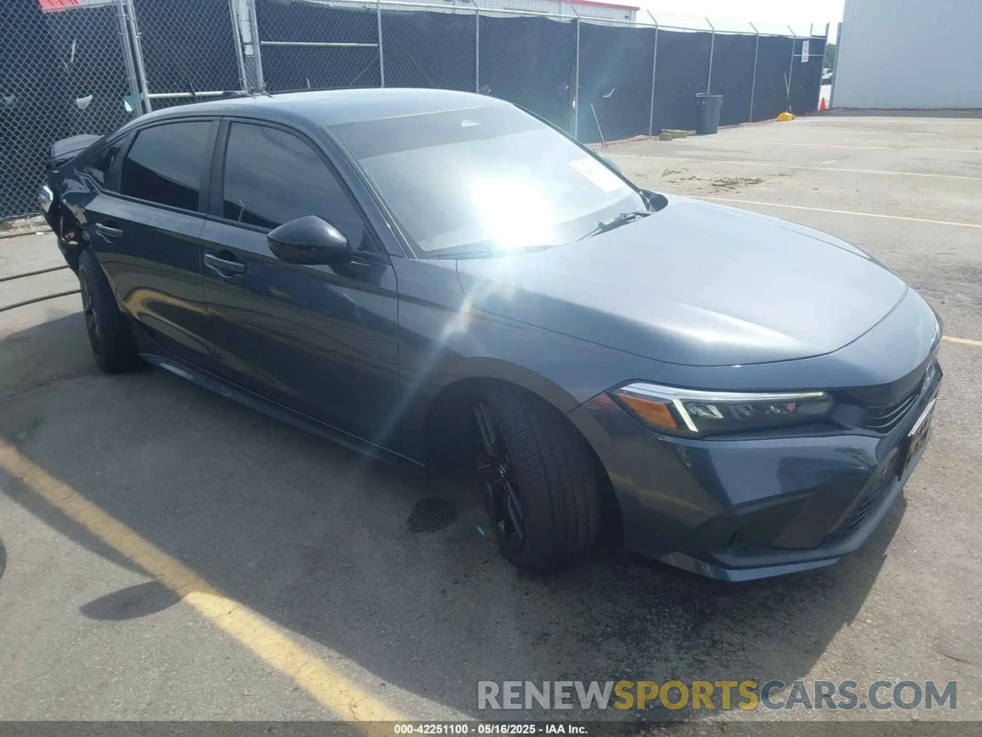 1 Photograph of a damaged car 2HGFE2F52NH533627 HONDA CIVIC 2022