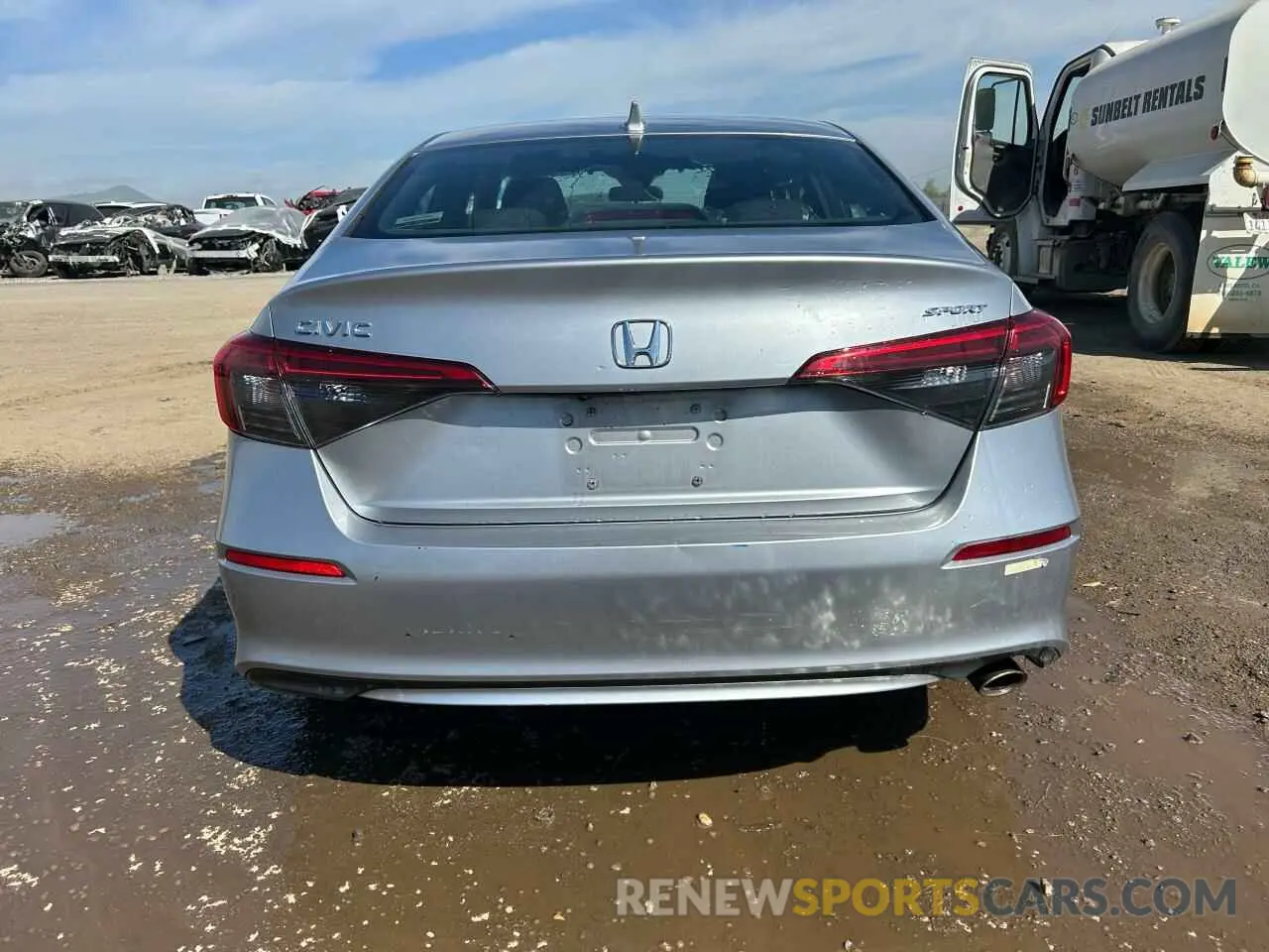 6 Photograph of a damaged car 2HGFE2F52NH598767 HONDA CIVIC 2022