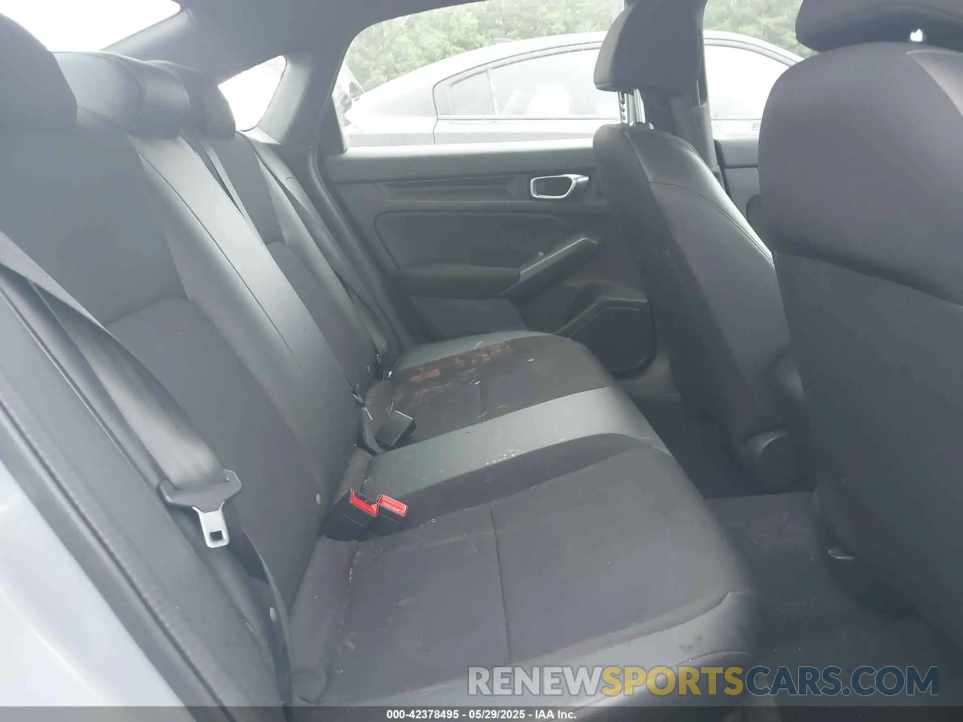 8 Photograph of a damaged car 2HGFE2F52NH606382 HONDA CIVIC 2022
