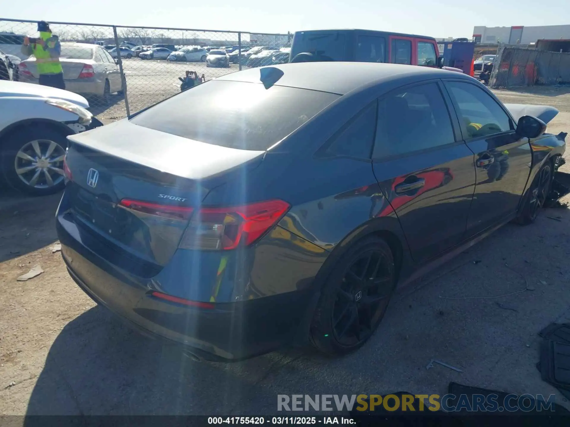 4 Фотография поврежденного автомобиля 2HGFE2F53NH568161 HONDA CIVIC 2022