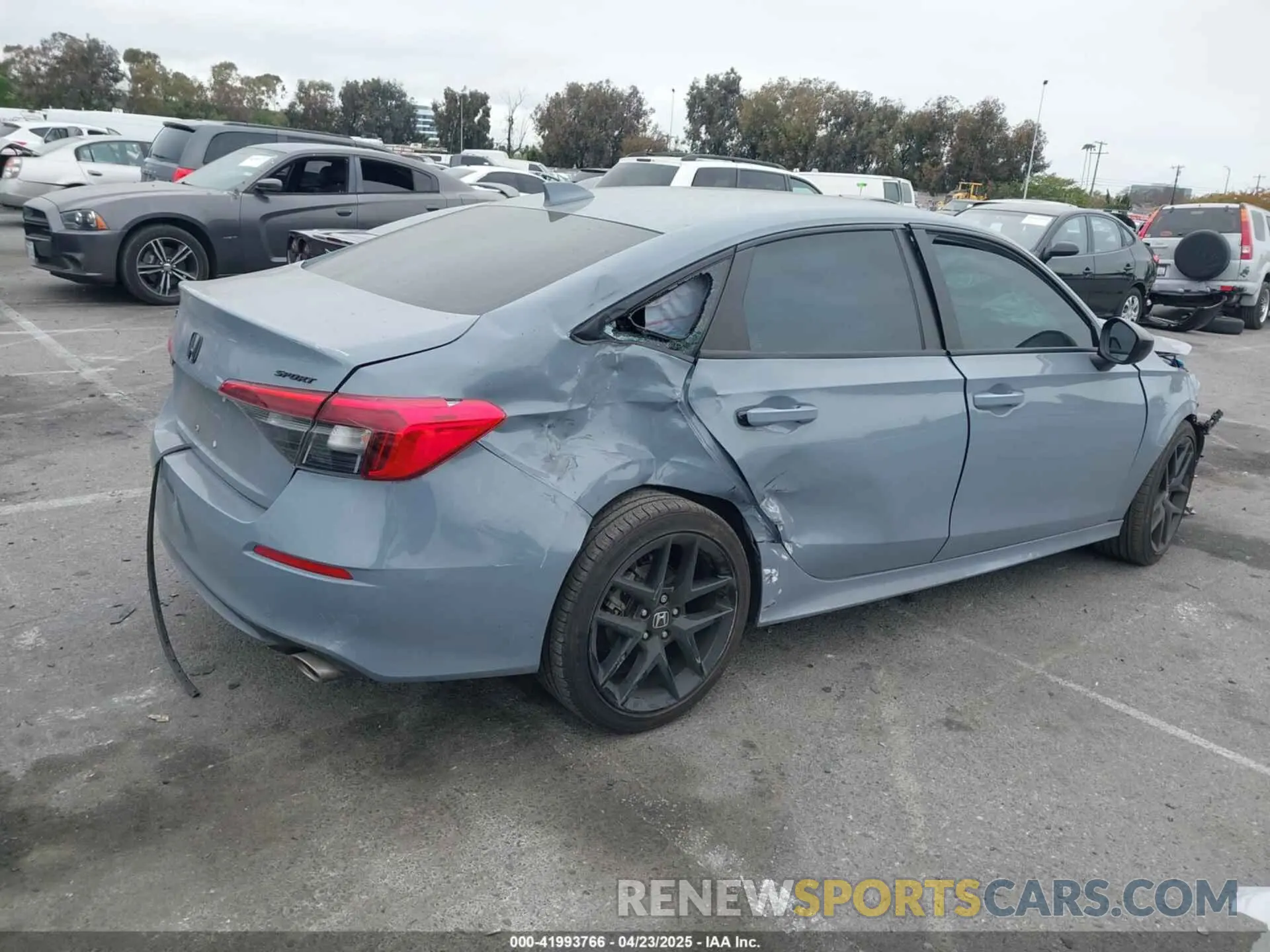 4 Фотография поврежденного автомобиля 2HGFE2F53NH595327 HONDA CIVIC 2022