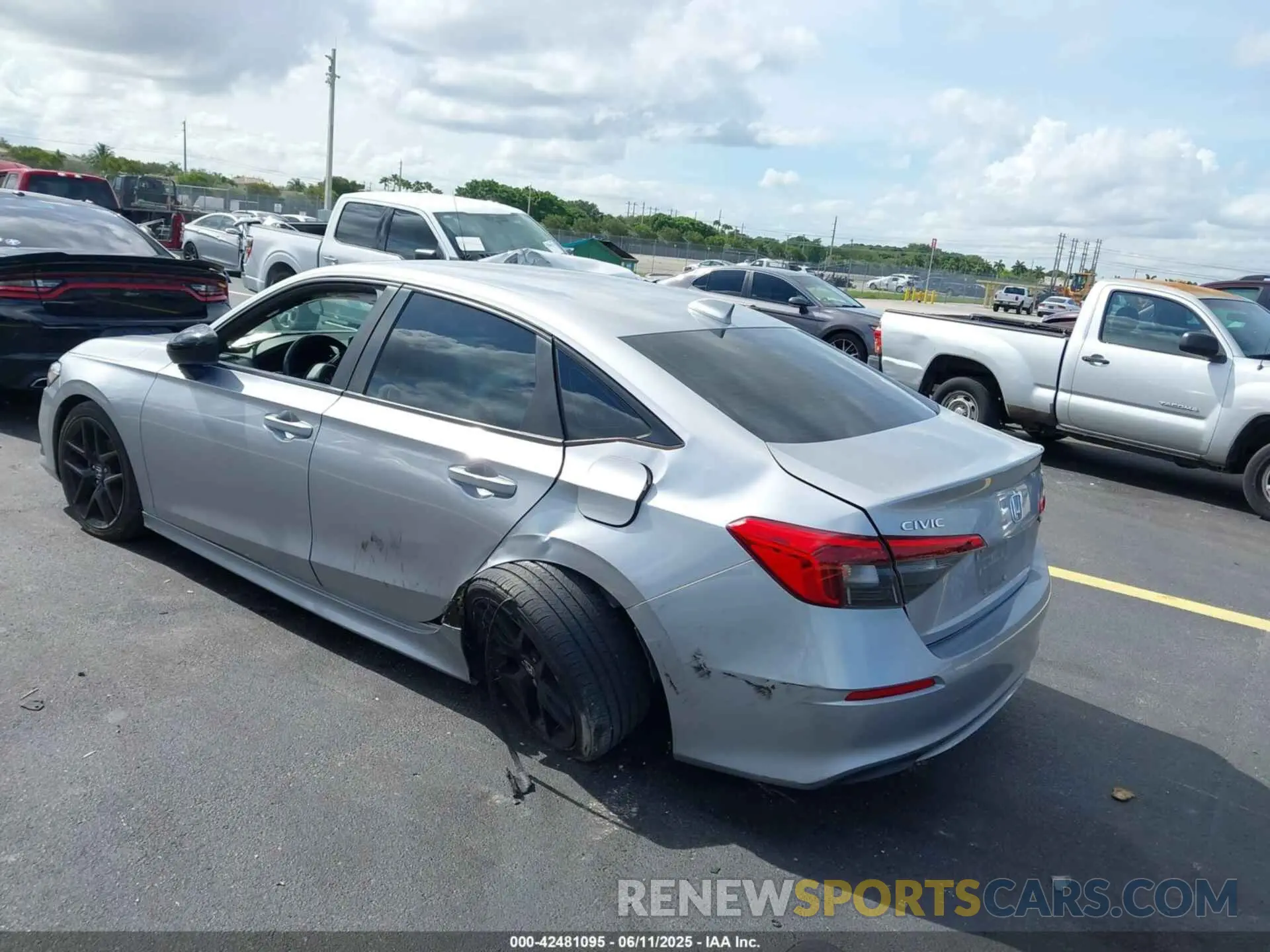3 Photograph of a damaged car 2HGFE2F54NH525576 HONDA CIVIC 2022