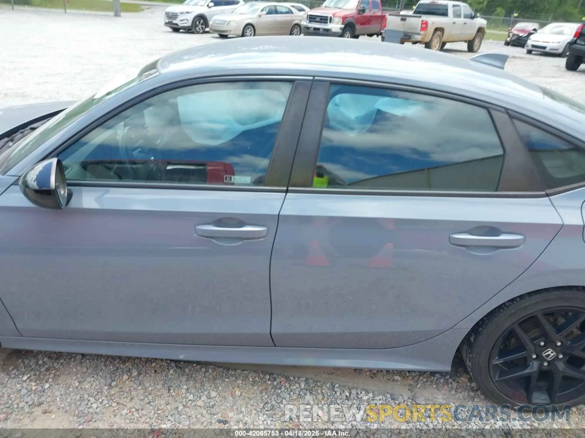 13 Photograph of a damaged car 2HGFE2F54NH561493 HONDA CIVIC 2022