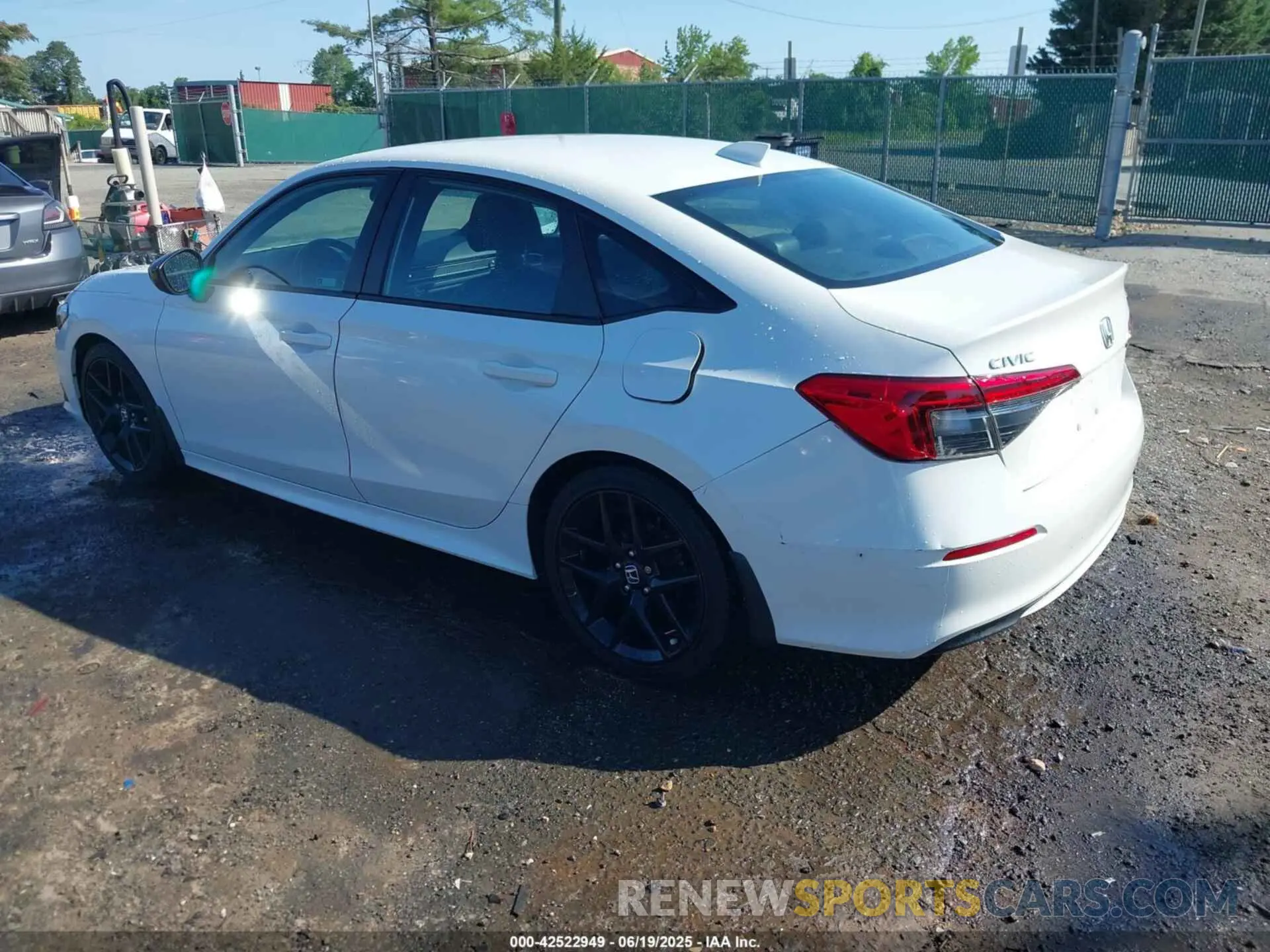 3 Фотография поврежденного автомобиля 2HGFE2F55NH586127 HONDA CIVIC 2022