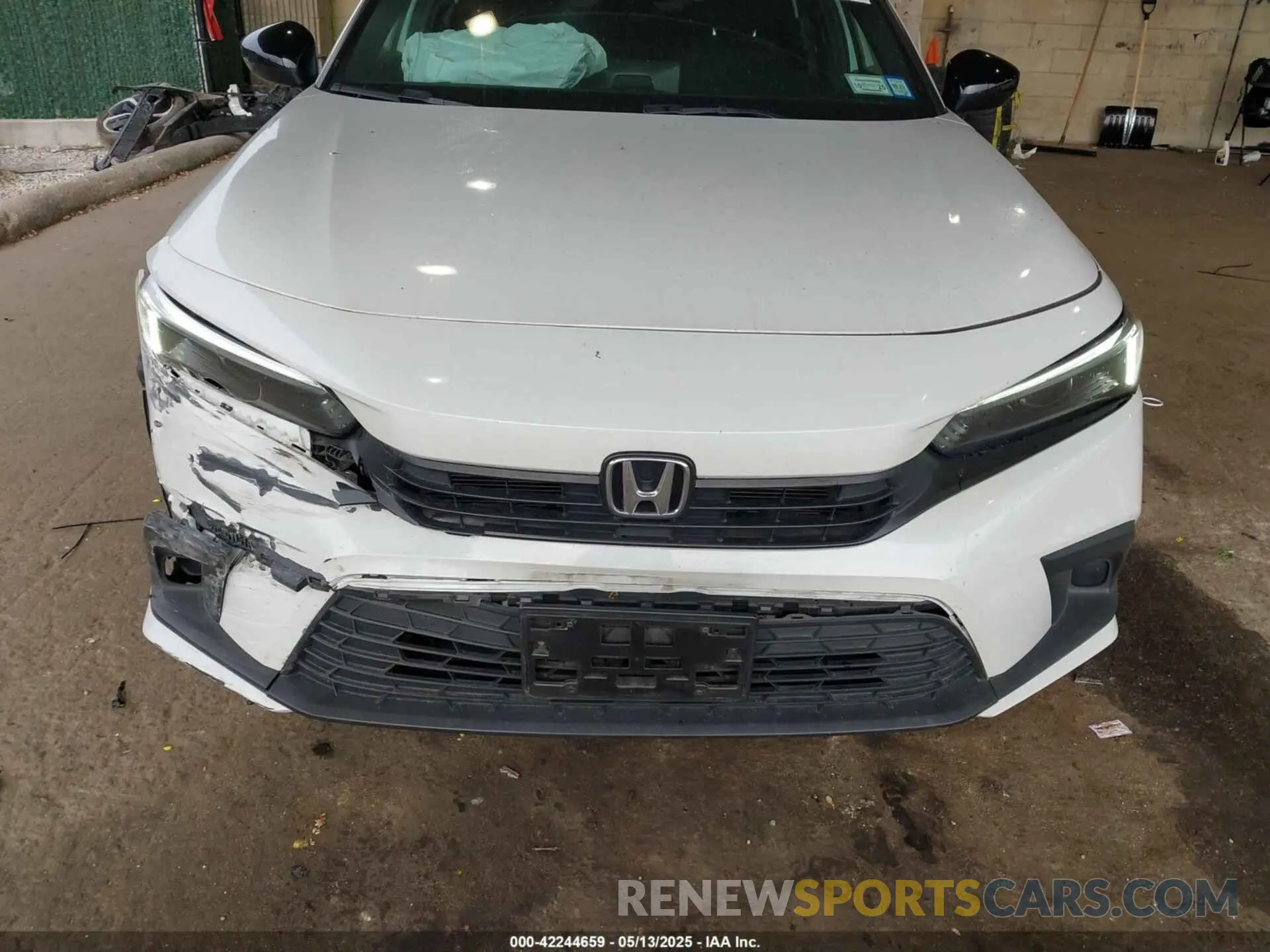 6 Photograph of a damaged car 2HGFE2F56NH572639 HONDA CIVIC 2022