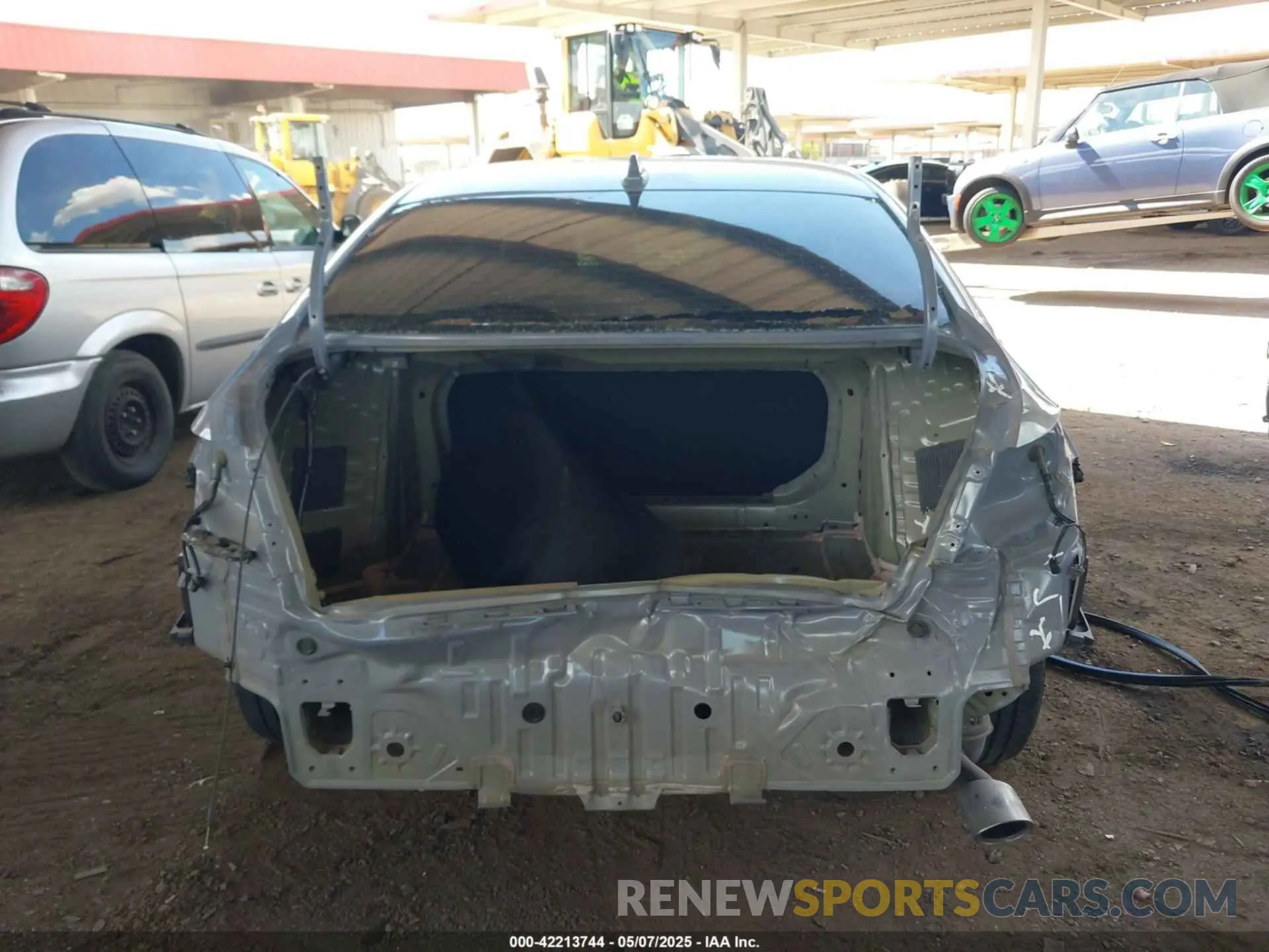 17 Photograph of a damaged car 2HGFE2F57NH576666 HONDA CIVIC 2022