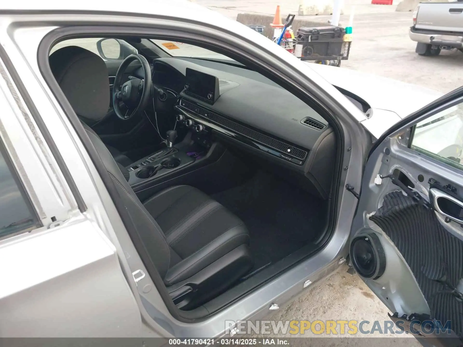 5 Photograph of a damaged car 2HGFE2F57NH577364 HONDA CIVIC 2022