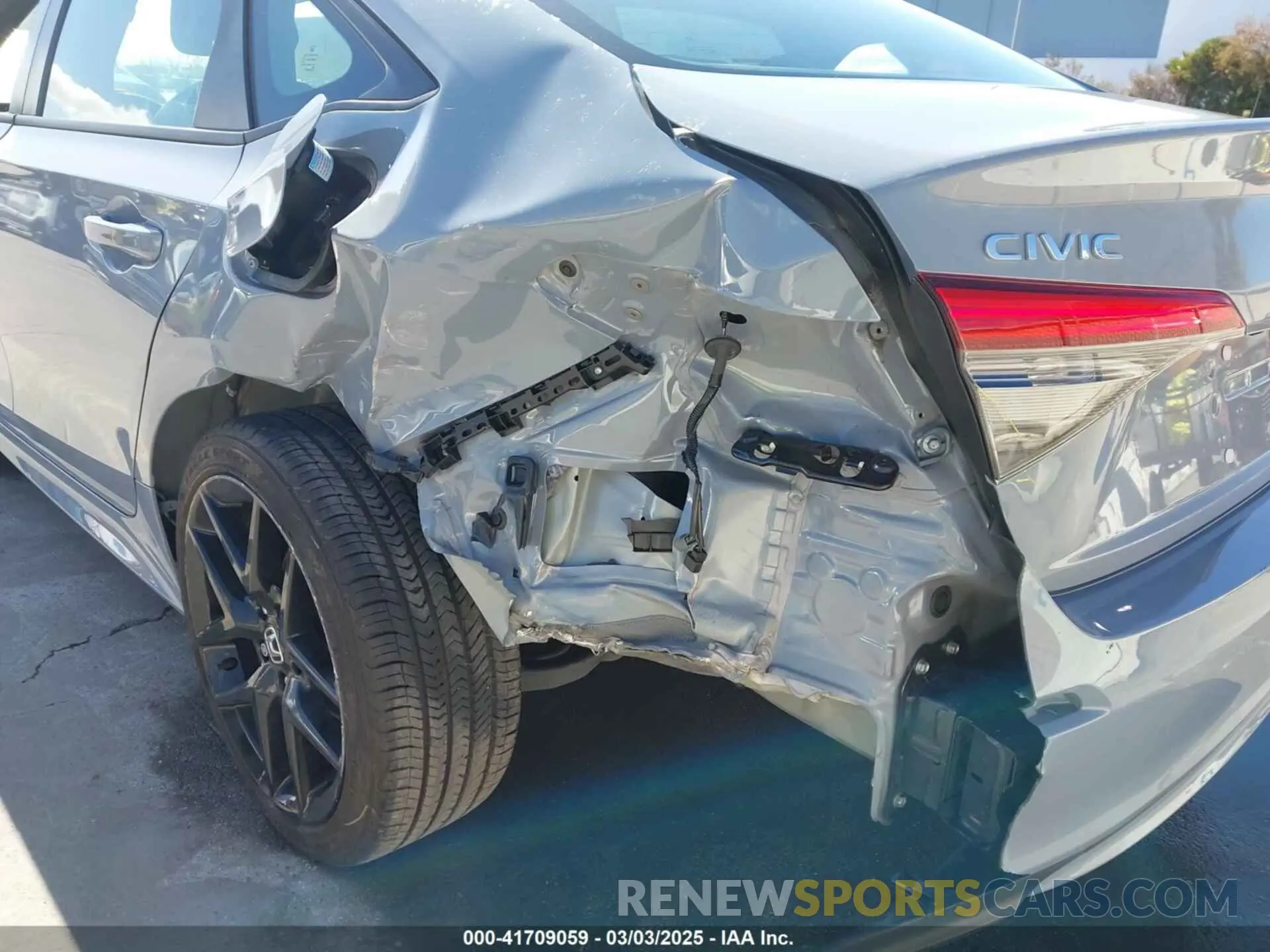 6 Photograph of a damaged car 2HGFE2F57NH600299 HONDA CIVIC 2022