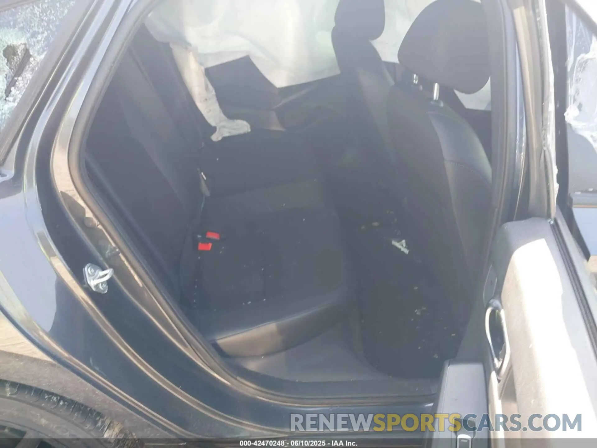 8 Photograph of a damaged car 2HGFE2F58NH563697 HONDA CIVIC 2022