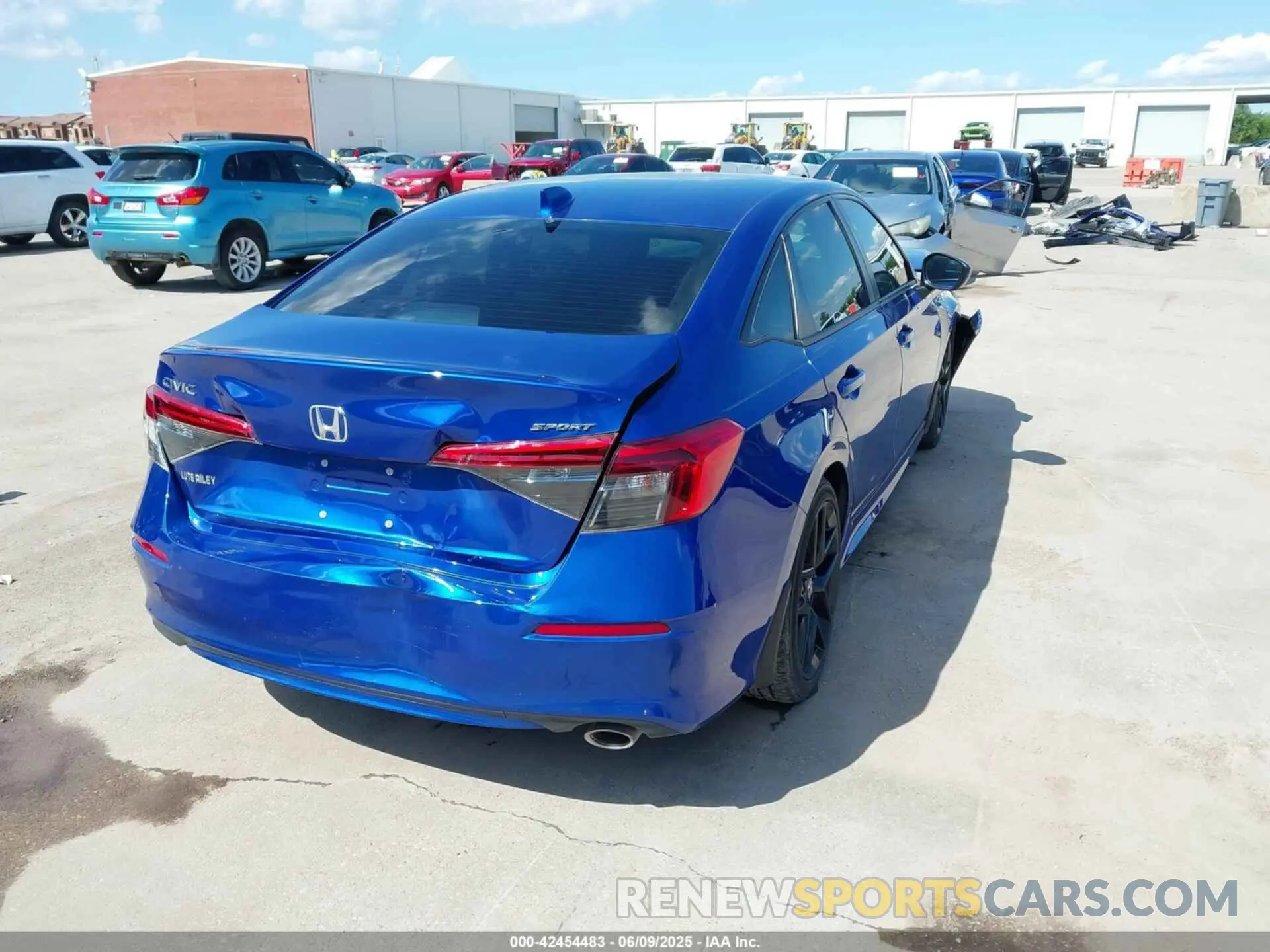 4 Photograph of a damaged car 2HGFE2F58NH591063 HONDA CIVIC 2022