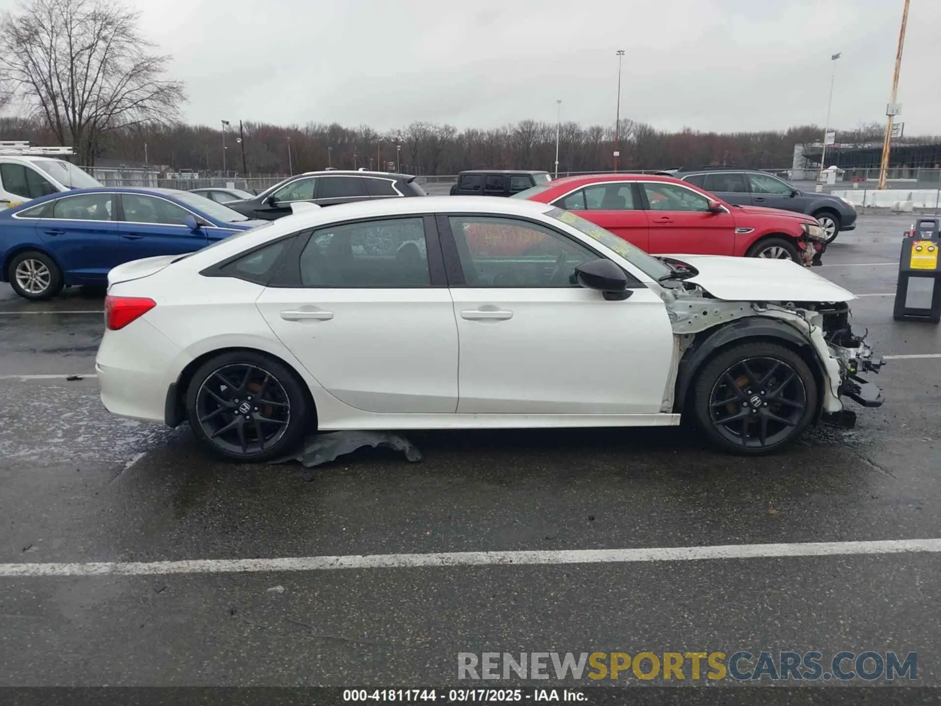 13 Photograph of a damaged car 2HGFE2F59NH514797 HONDA CIVIC 2022