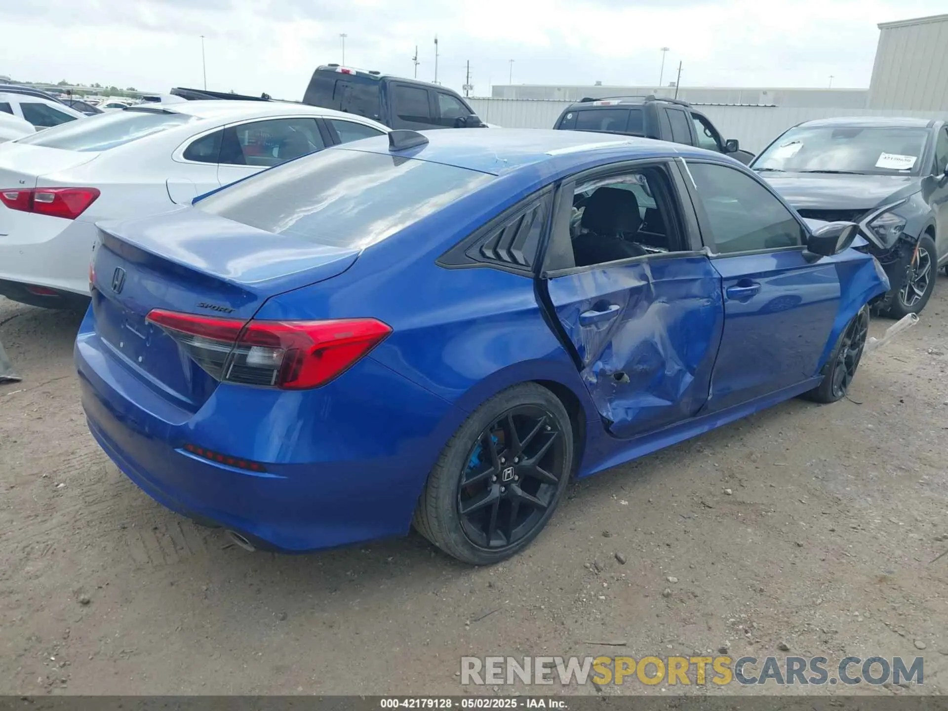 4 Photograph of a damaged car 2HGFE2F59NH553423 HONDA CIVIC 2022