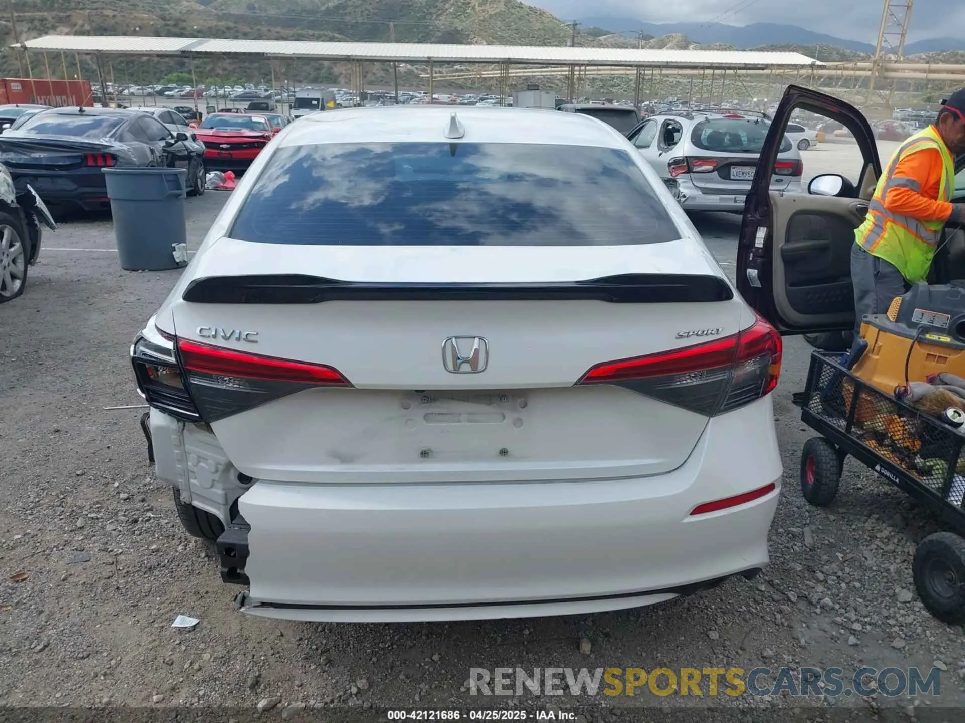 15 Photograph of a damaged car 2HGFE2F5XNH590187 HONDA CIVIC 2022