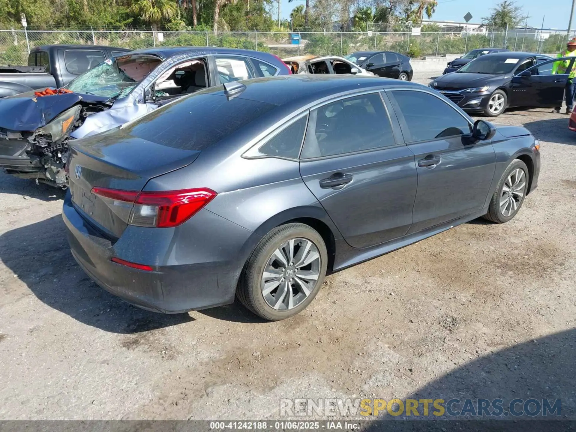 4 Фотография поврежденного автомобиля JHMFE1F73NX006605 HONDA CIVIC 2022