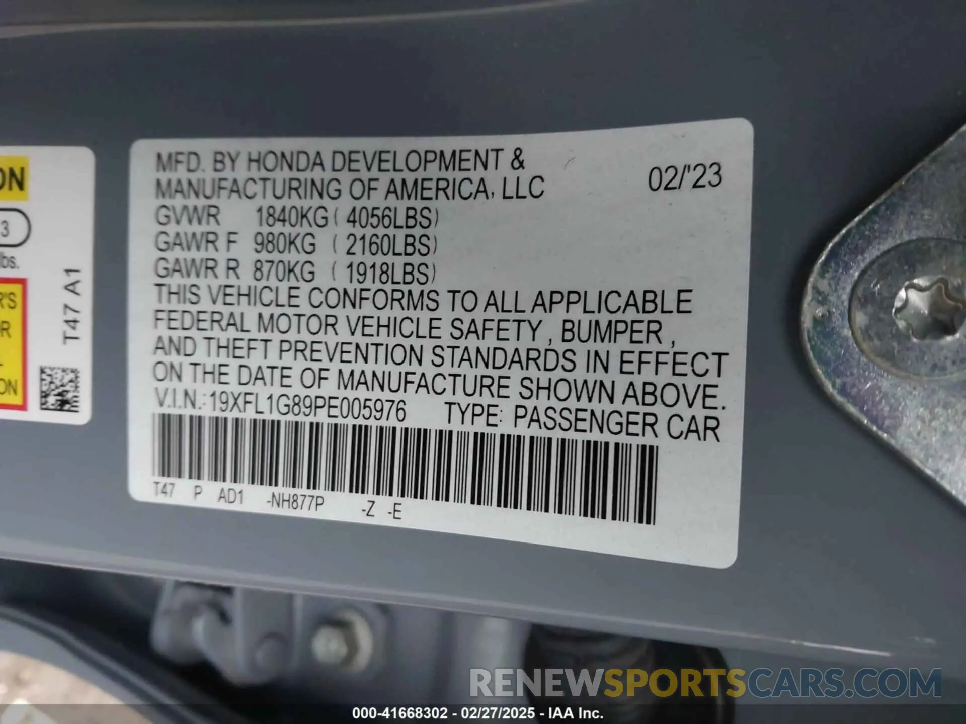 9 Фотография поврежденного автомобиля 19XFL1G89PE005976 HONDA CIVIC 2023