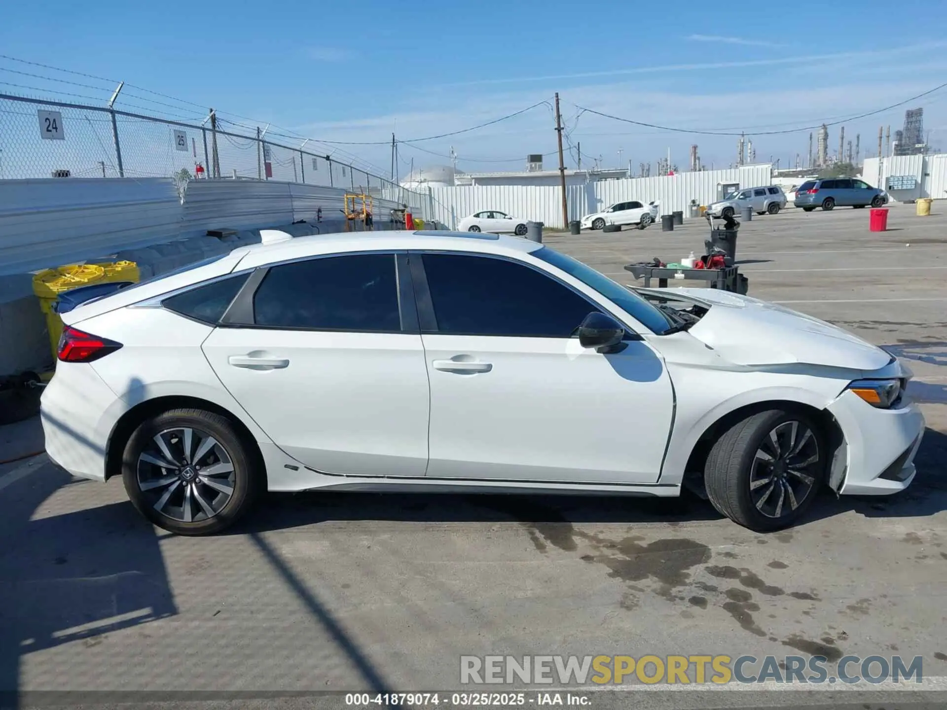 14 Фотография поврежденного автомобиля 19XFL1H70PE007069 HONDA CIVIC 2023