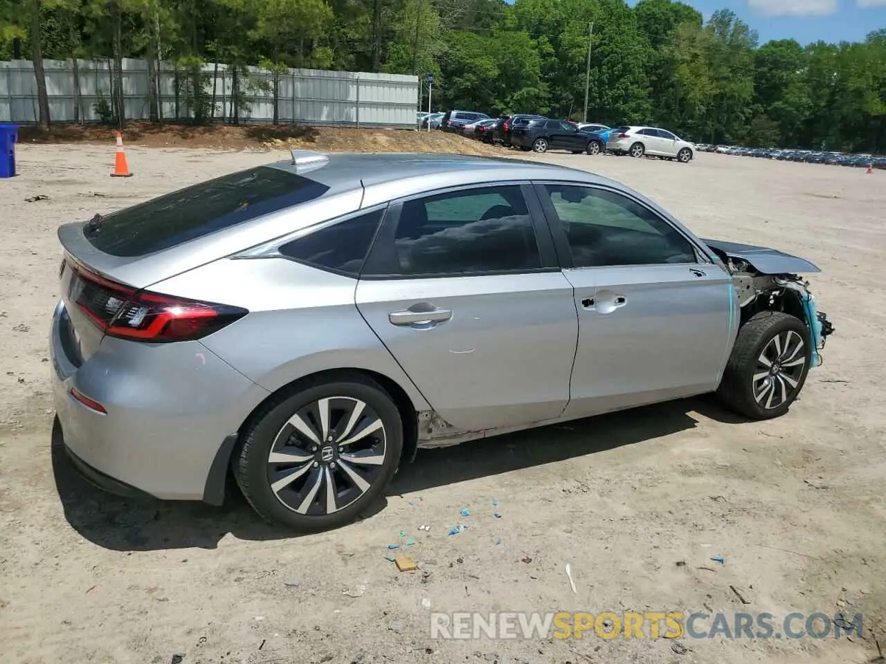 3 Photograph of a damaged car 19XFL1H73PE000732 HONDA CIVIC 2023