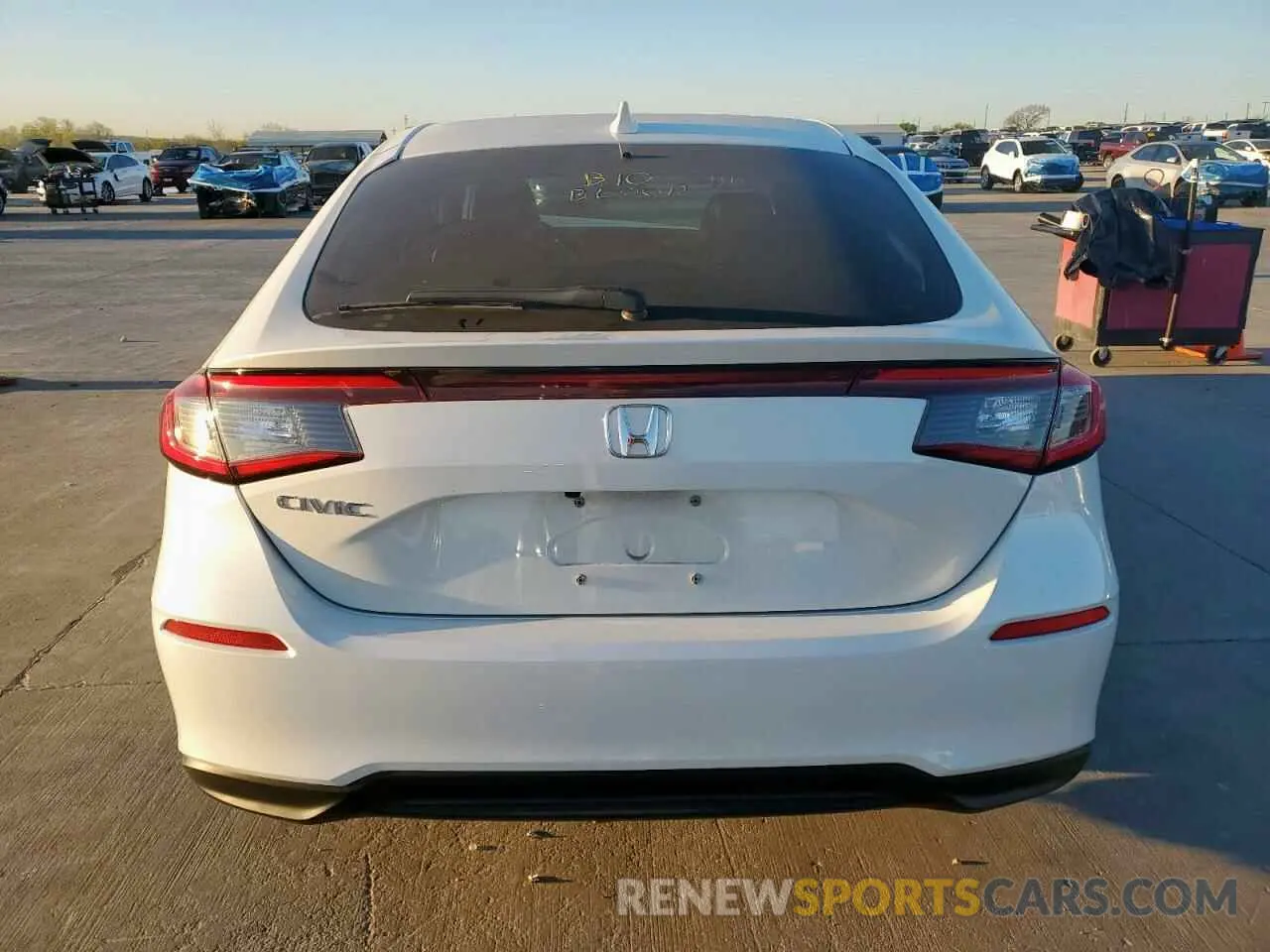 6 Photograph of a damaged car 19XFL1H73PE012640 HONDA CIVIC 2023