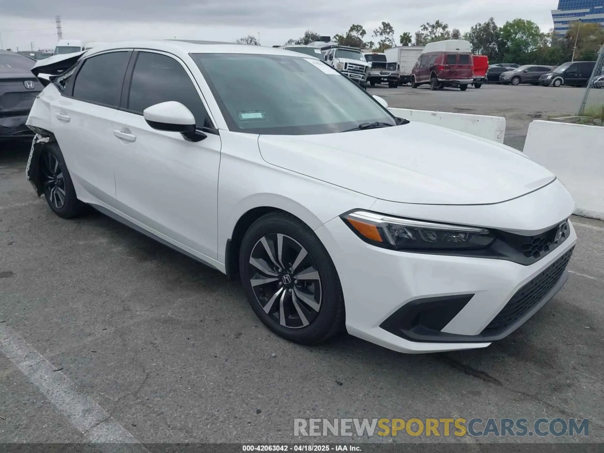 1 Photograph of a damaged car 19XFL1H74PE000657 HONDA CIVIC 2023