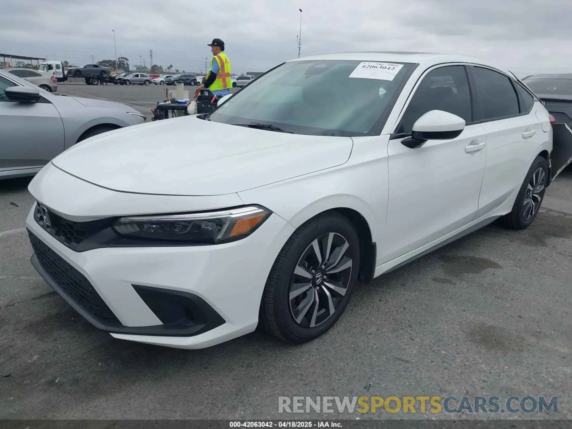 2 Photograph of a damaged car 19XFL1H74PE000657 HONDA CIVIC 2023