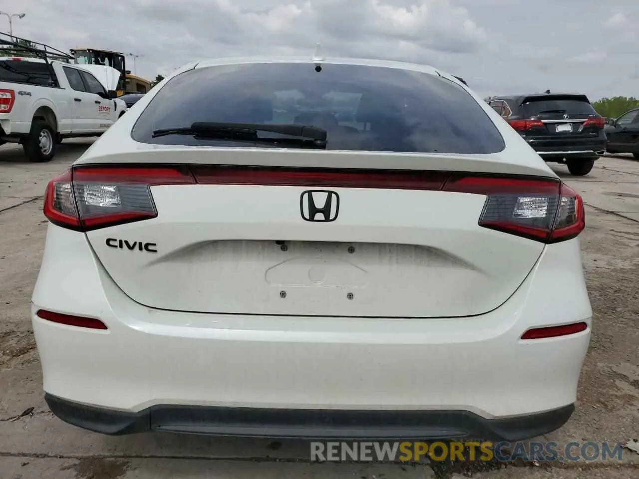 6 Photograph of a damaged car 19XFL1H77PE004864 HONDA CIVIC 2023