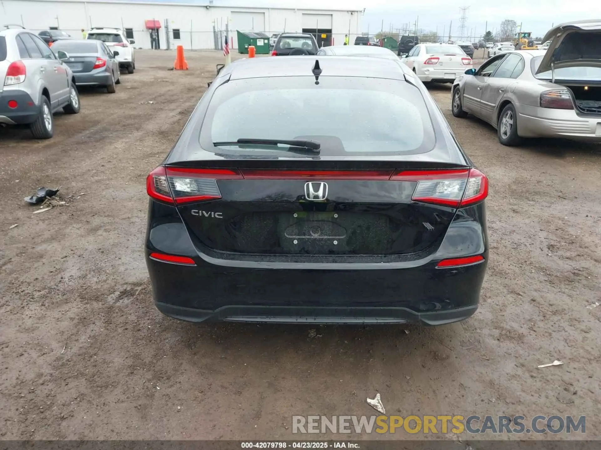 17 Photograph of a damaged car 19XFL1H77PE018148 HONDA CIVIC 2023