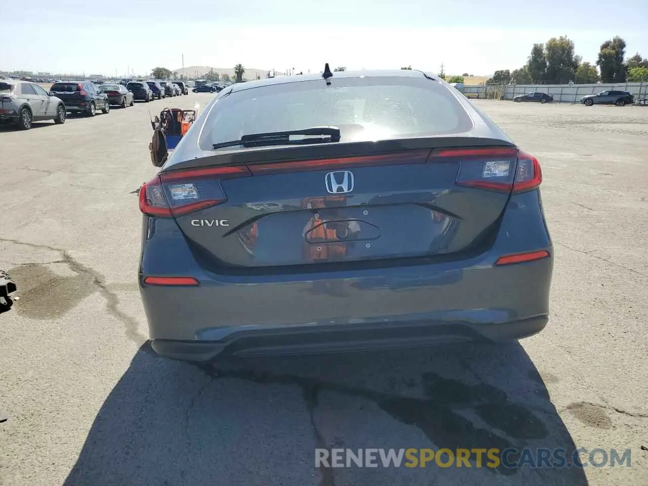 6 Photograph of a damaged car 19XFL1H7XPE013896 HONDA CIVIC 2023