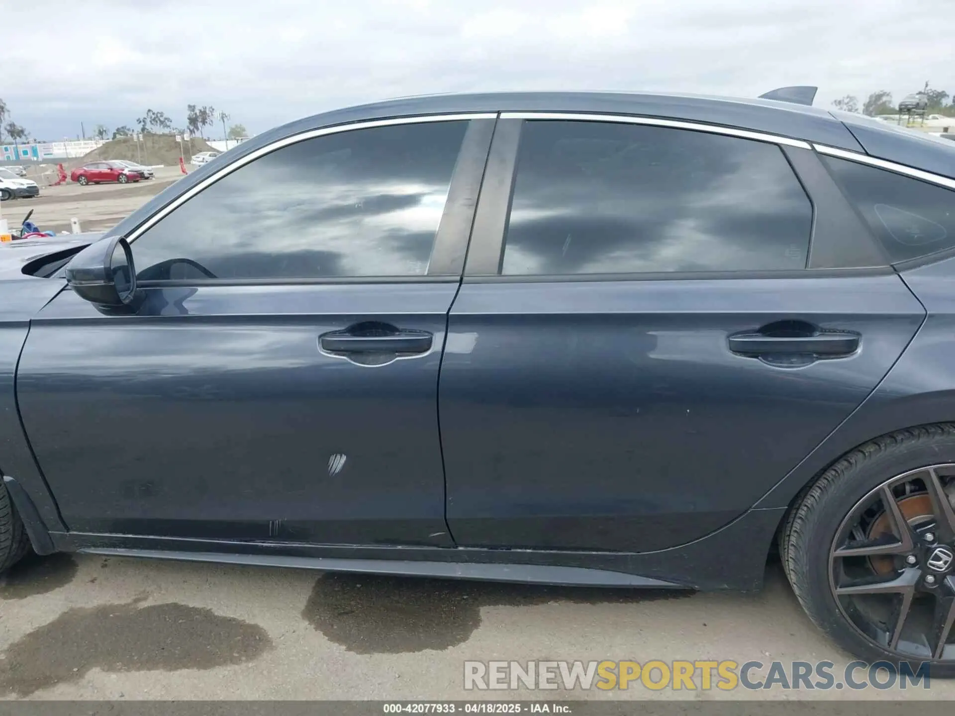 14 Photograph of a damaged car 19XFL1H85PE009618 HONDA CIVIC 2023