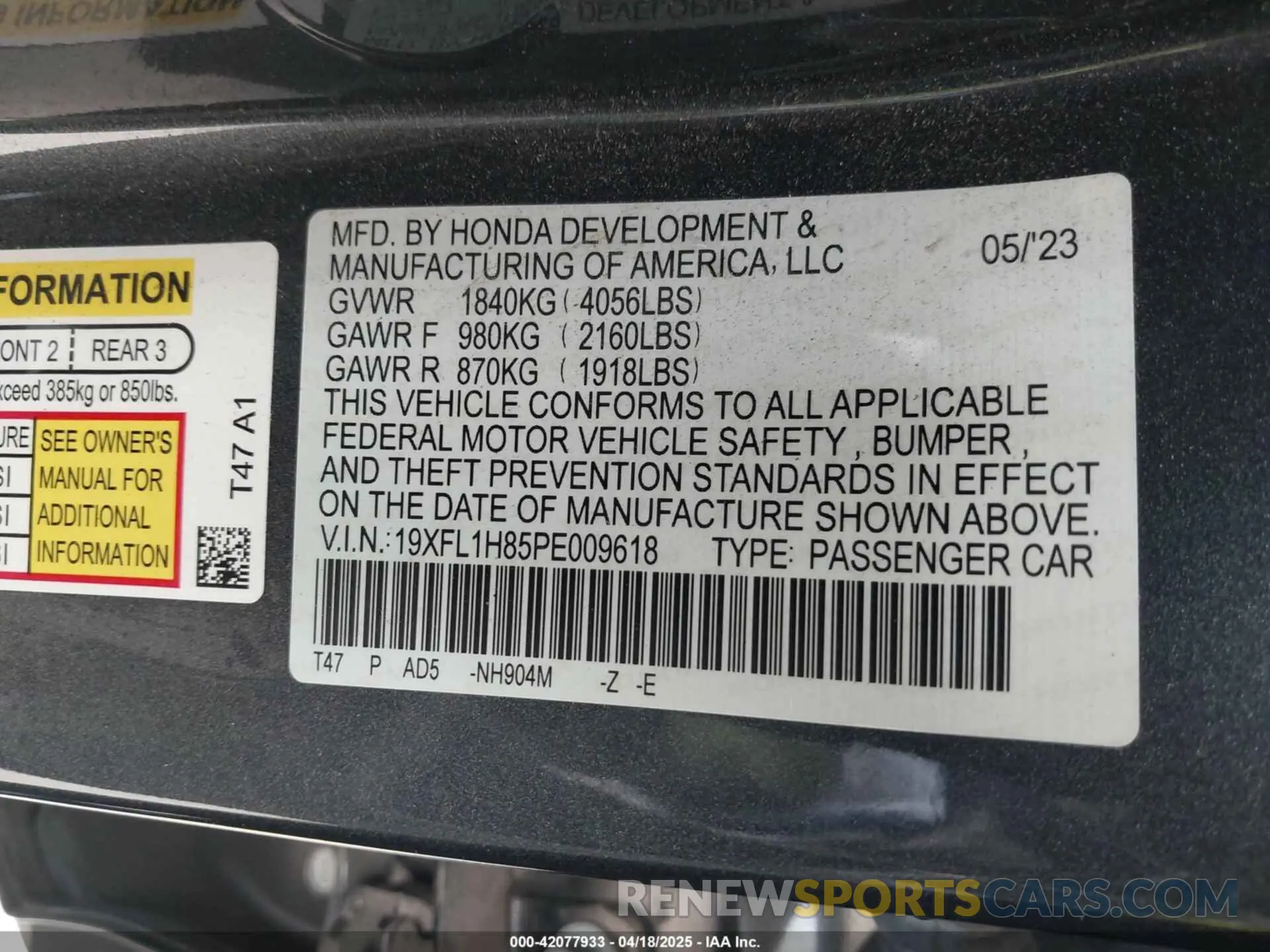 9 Photograph of a damaged car 19XFL1H85PE009618 HONDA CIVIC 2023