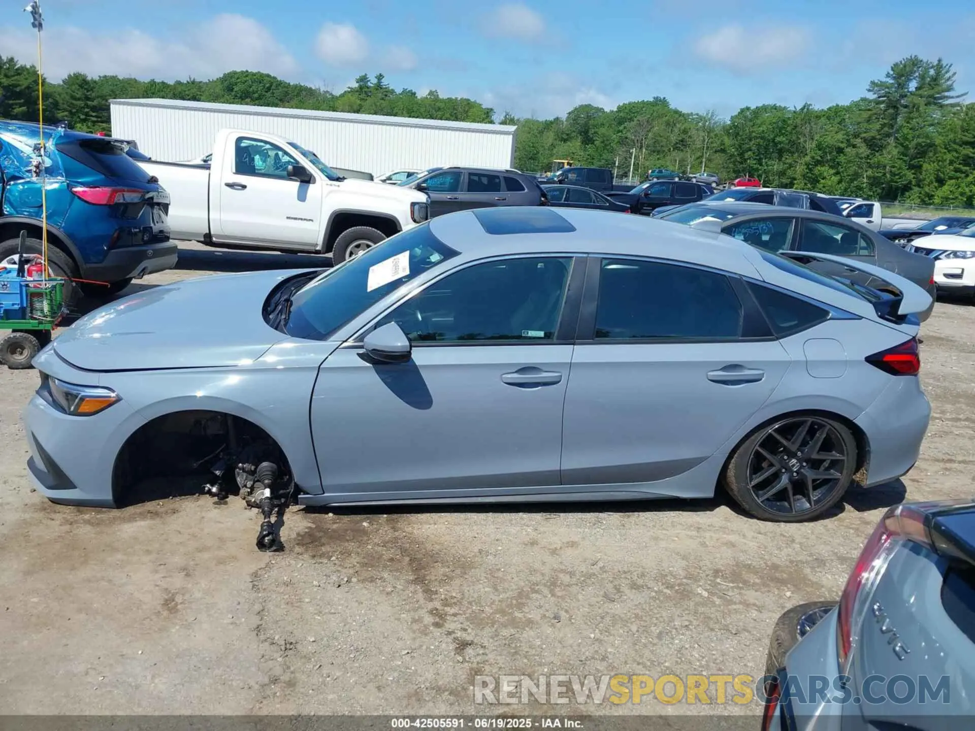 15 Photograph of a damaged car 19XFL1H89PE011288 HONDA CIVIC 2023