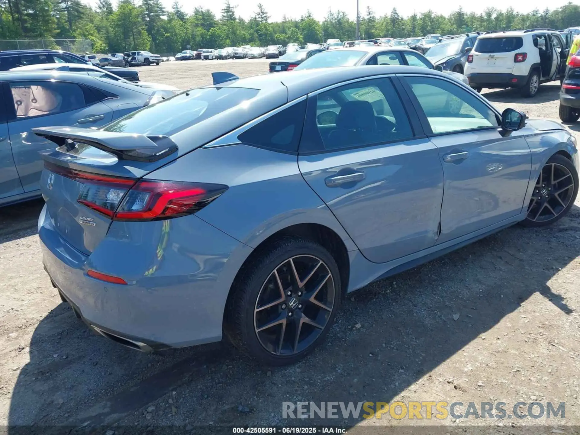 4 Photograph of a damaged car 19XFL1H89PE011288 HONDA CIVIC 2023