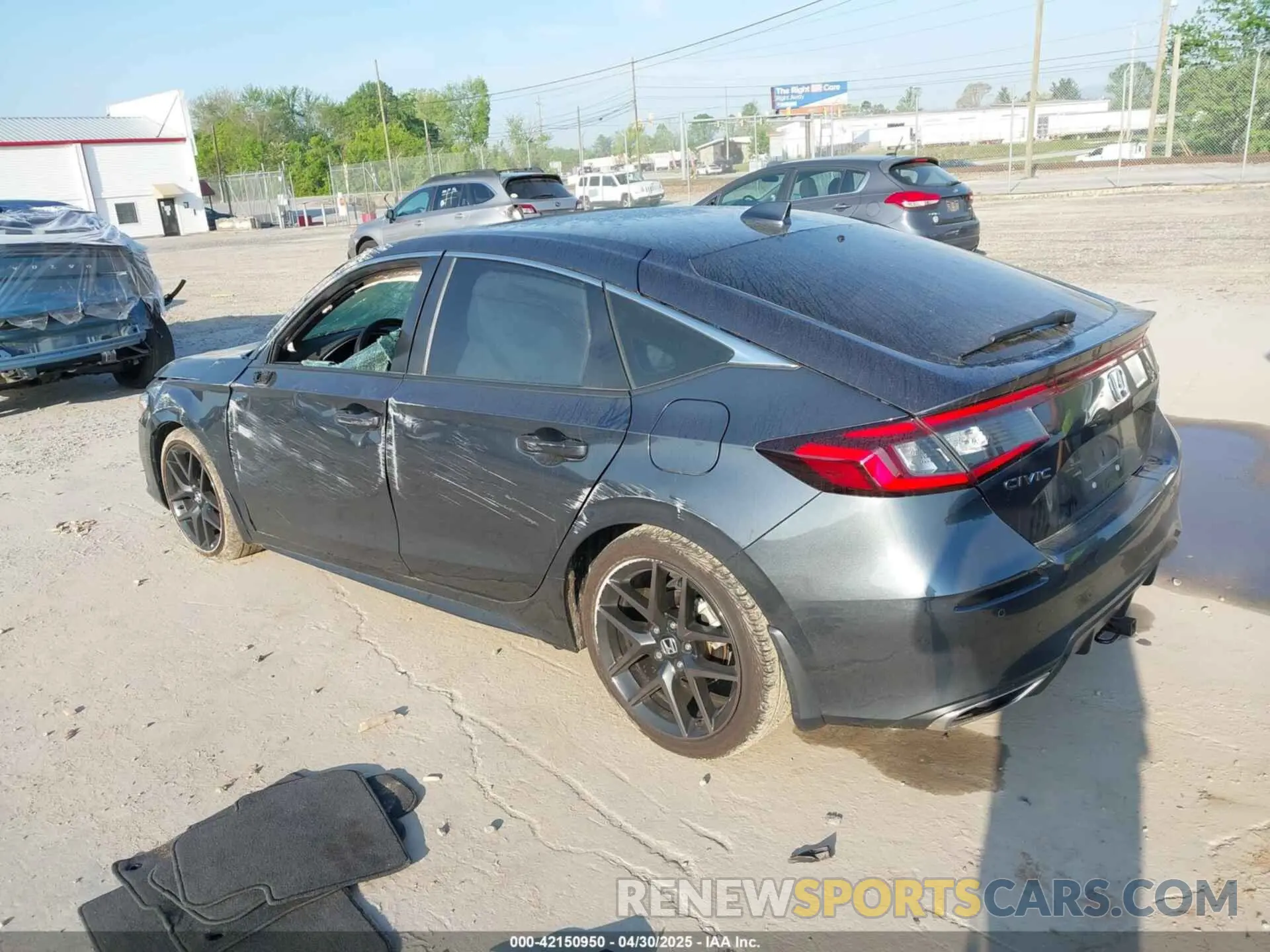 3 Photograph of a damaged car 19XFL1H8XPE006441 HONDA CIVIC 2023