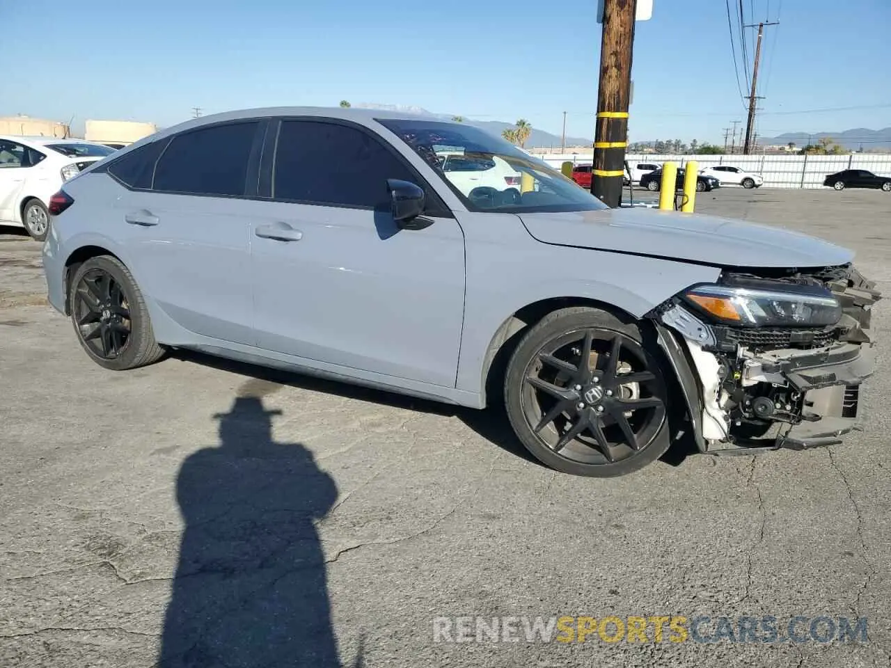 4 Photograph of a damaged car 19XFL2H82PE003698 HONDA CIVIC 2023