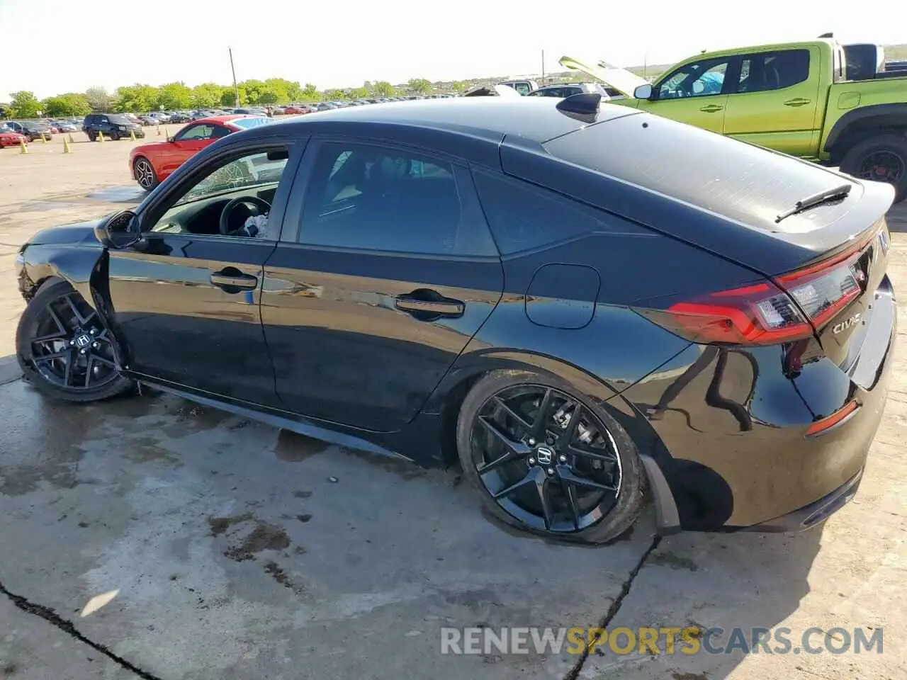 2 Photograph of a damaged car 19XFL2H82PE013762 HONDA CIVIC 2023